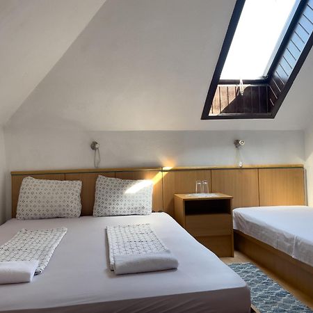 Hotel Pestújhely Panzió-étterem à Budapest Extérieur photo