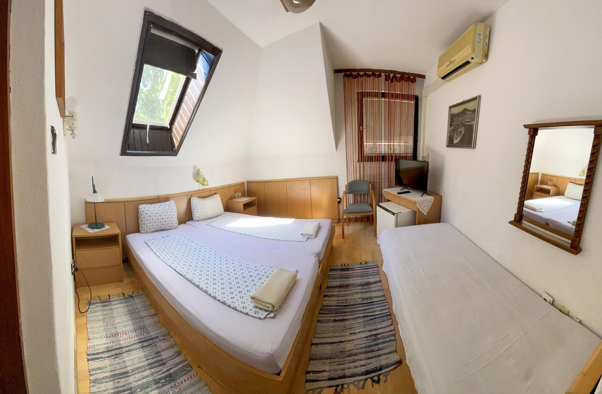 Hotel Pestújhely Panzió-étterem à Budapest Extérieur photo