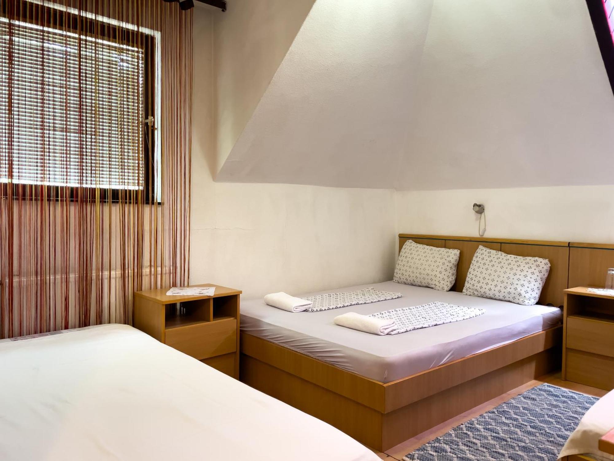 Hotel Pestújhely Panzió-étterem à Budapest Extérieur photo
